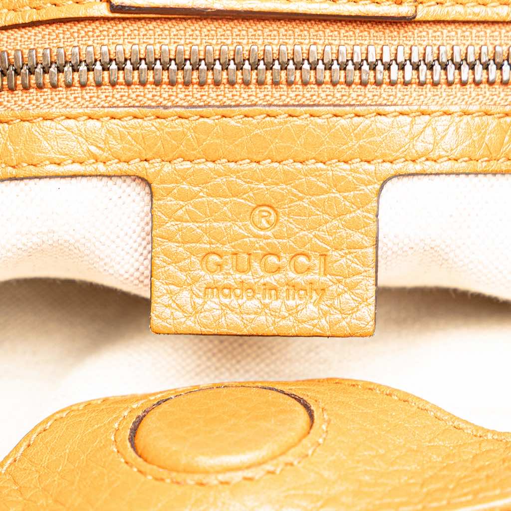 Gucci Small Calfskin Bamboo Shopper Satchel - Detail 1