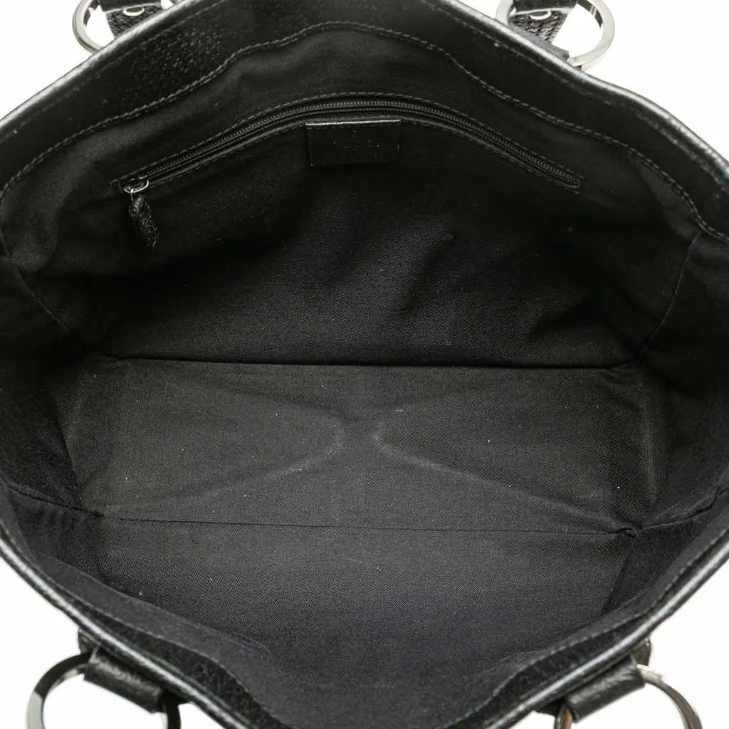 Gucci GG Canvas Tote Black Good - Model View