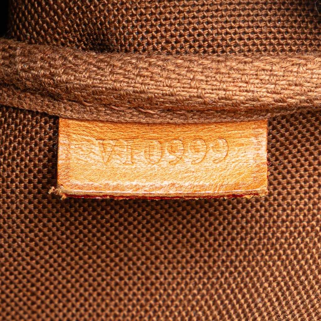 Louis Vuitton Monogram Pochette Accessoires - Detail 1