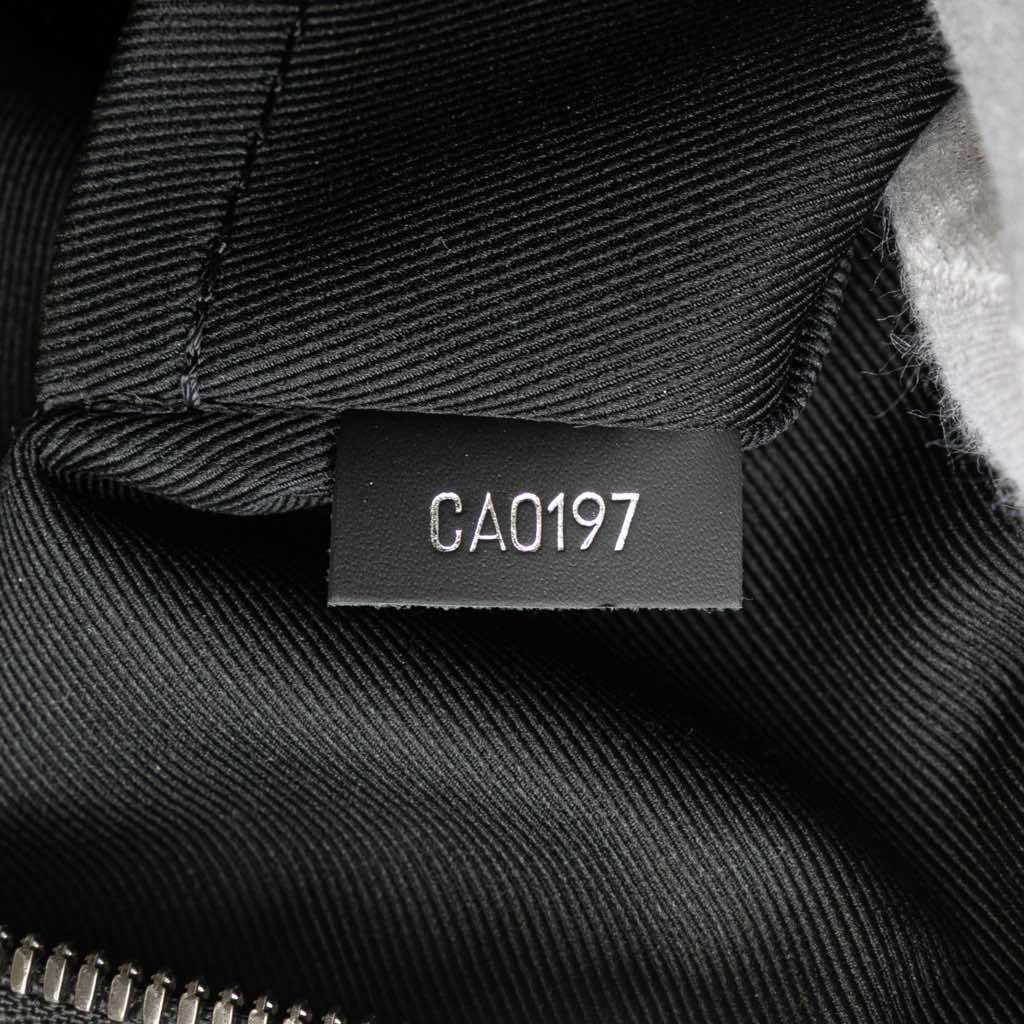 Louis Vuitton Fragment Monogram Eclipse Flash Apollo Messenger PM - Detail 1