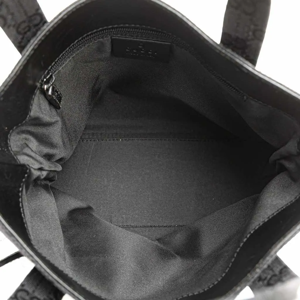 Gucci GG Canvas Handbag Black Good - Model View