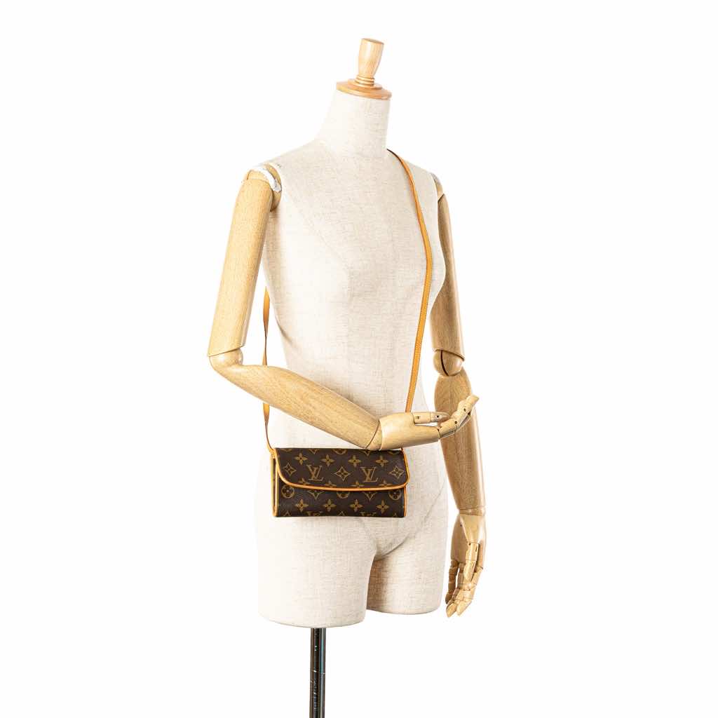 Louis Vuitton Monogram Pochette Twin PM - Image 15