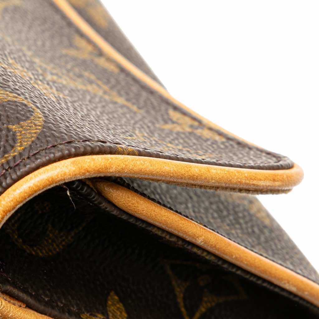 Louis Vuitton Monogram Pochette Twin PM - Image 10