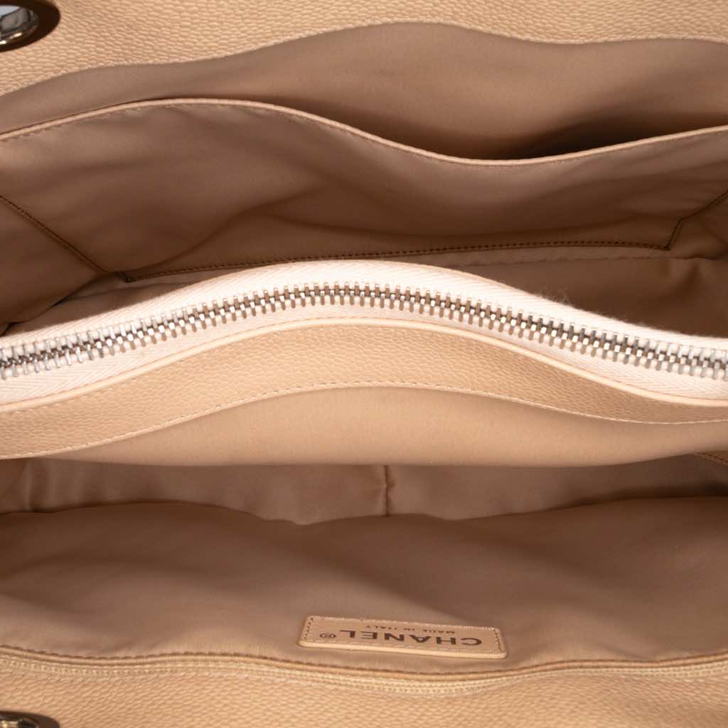 Chanel Caviar Grand Shopping Tote - 4