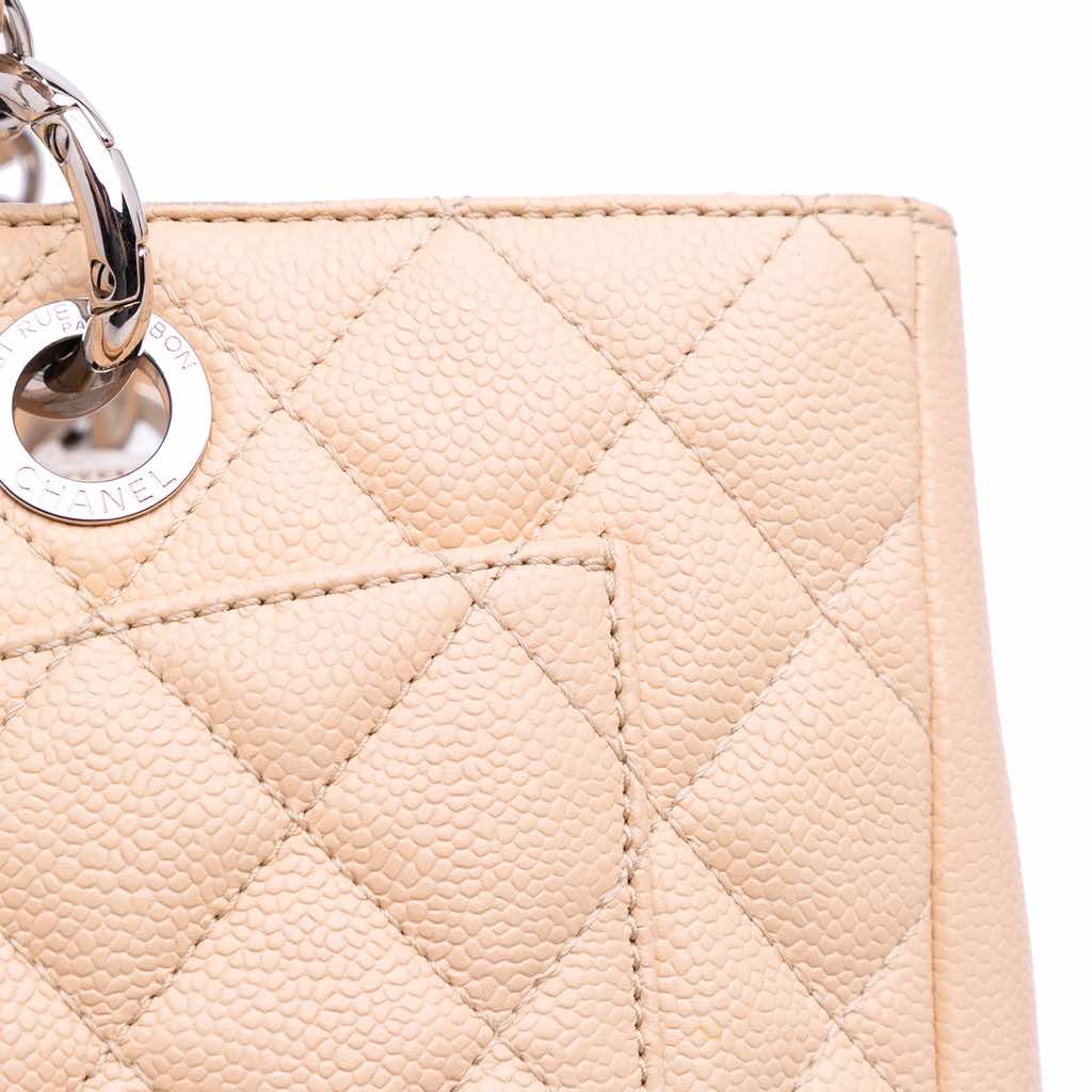 Chanel Caviar Grand Shopping Tote - Image 10
