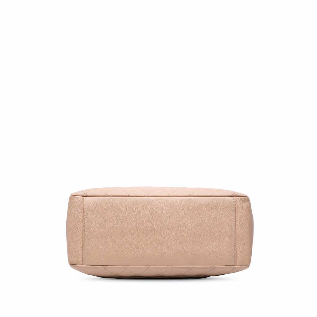 Chanel Caviar Grand Shopping Tote - Image 6