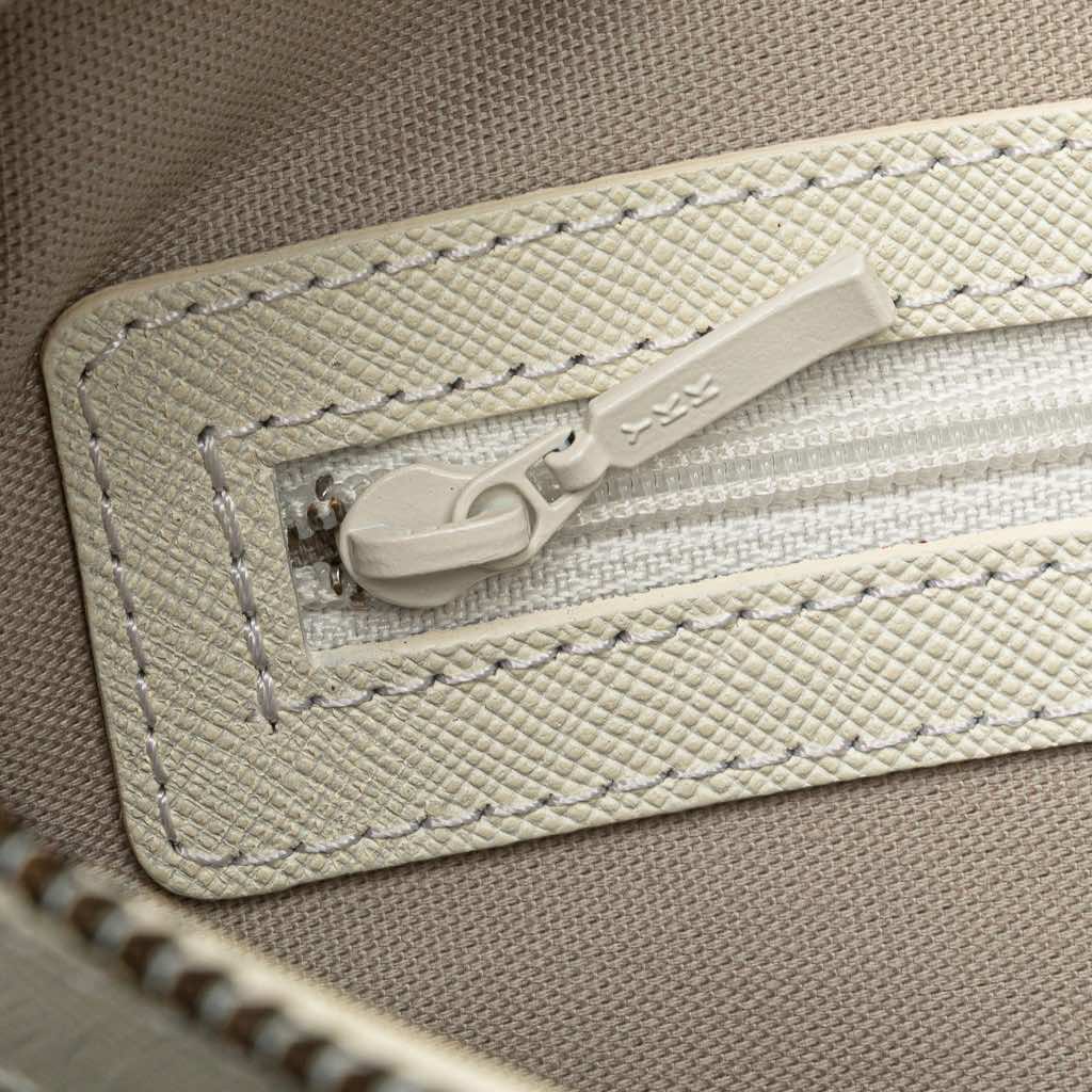 Burberry Nova Check Canvas Crossbody - Detail 2