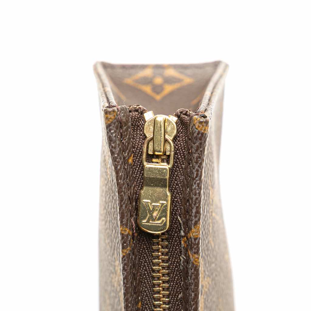 Louis Vuitton Monogram Toiletry Pouch 15 - Detail 1