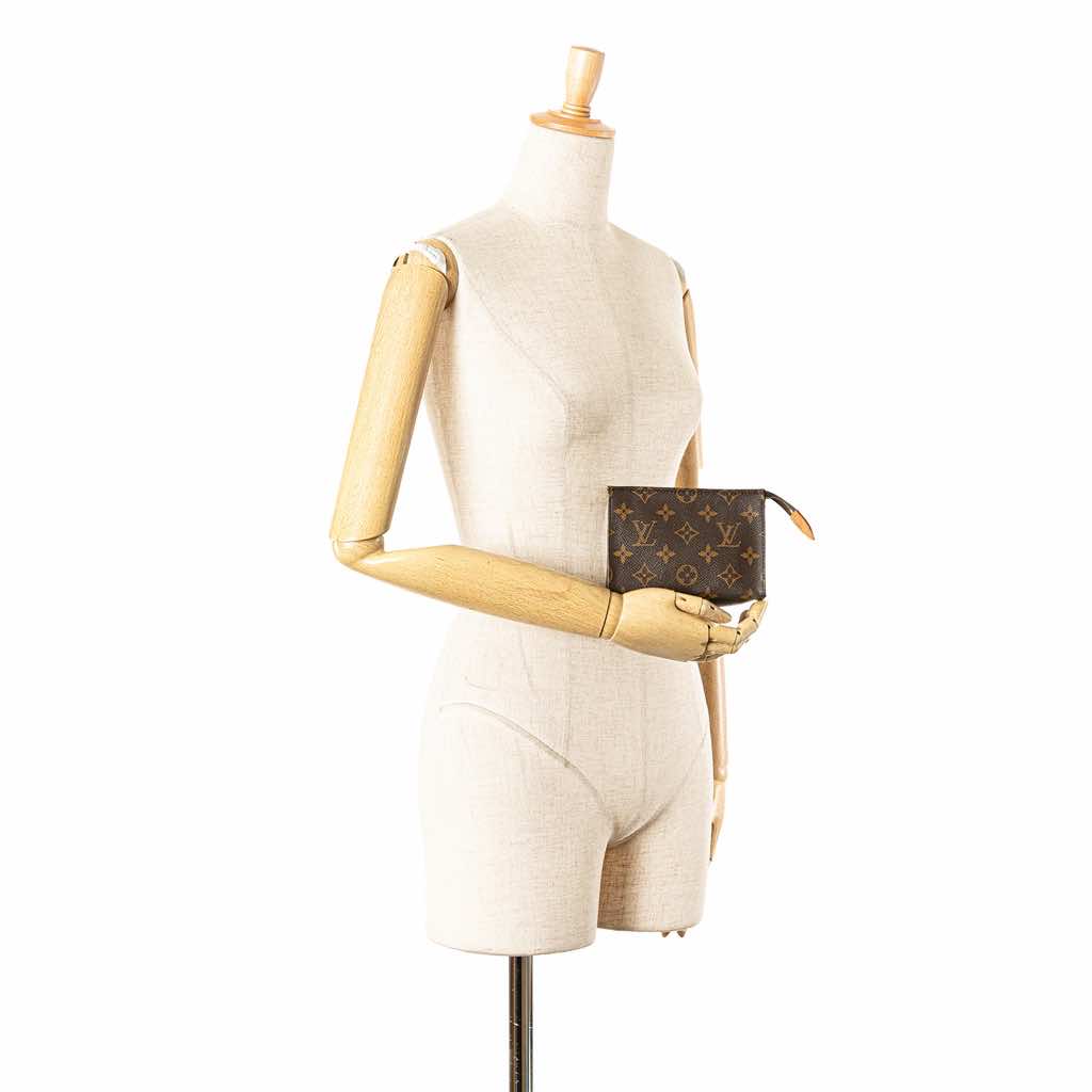 Louis Vuitton Monogram Toiletry Pouch 15 - Image 12