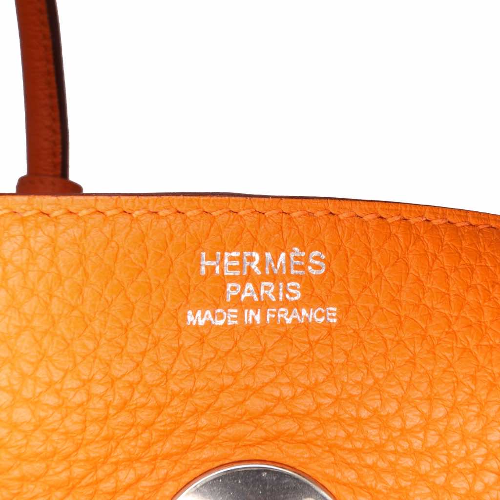 Hermès Clemence Lindy 34 - Side view