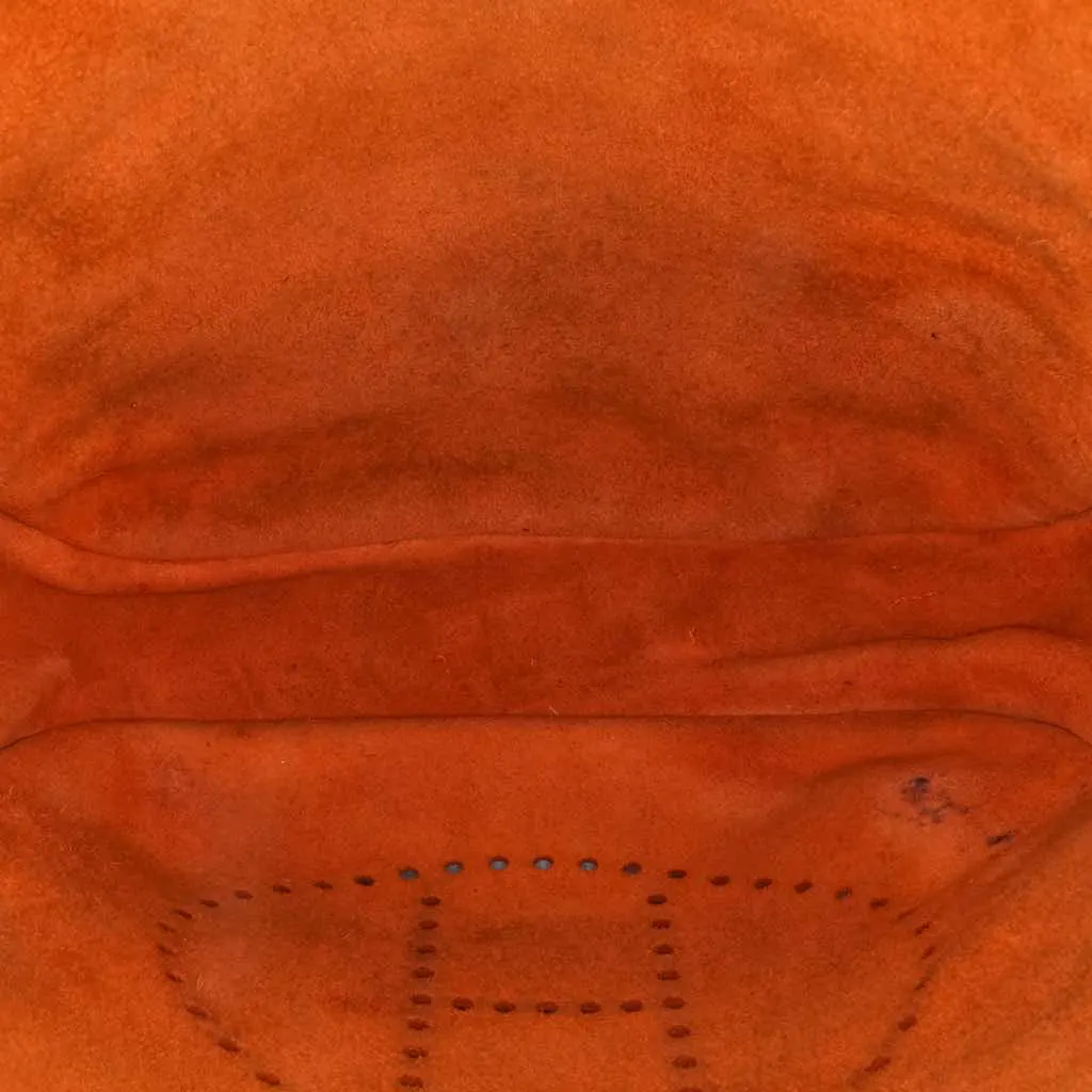 Hermès Clemence Evelyne III PM Orange Leather Good - Model View