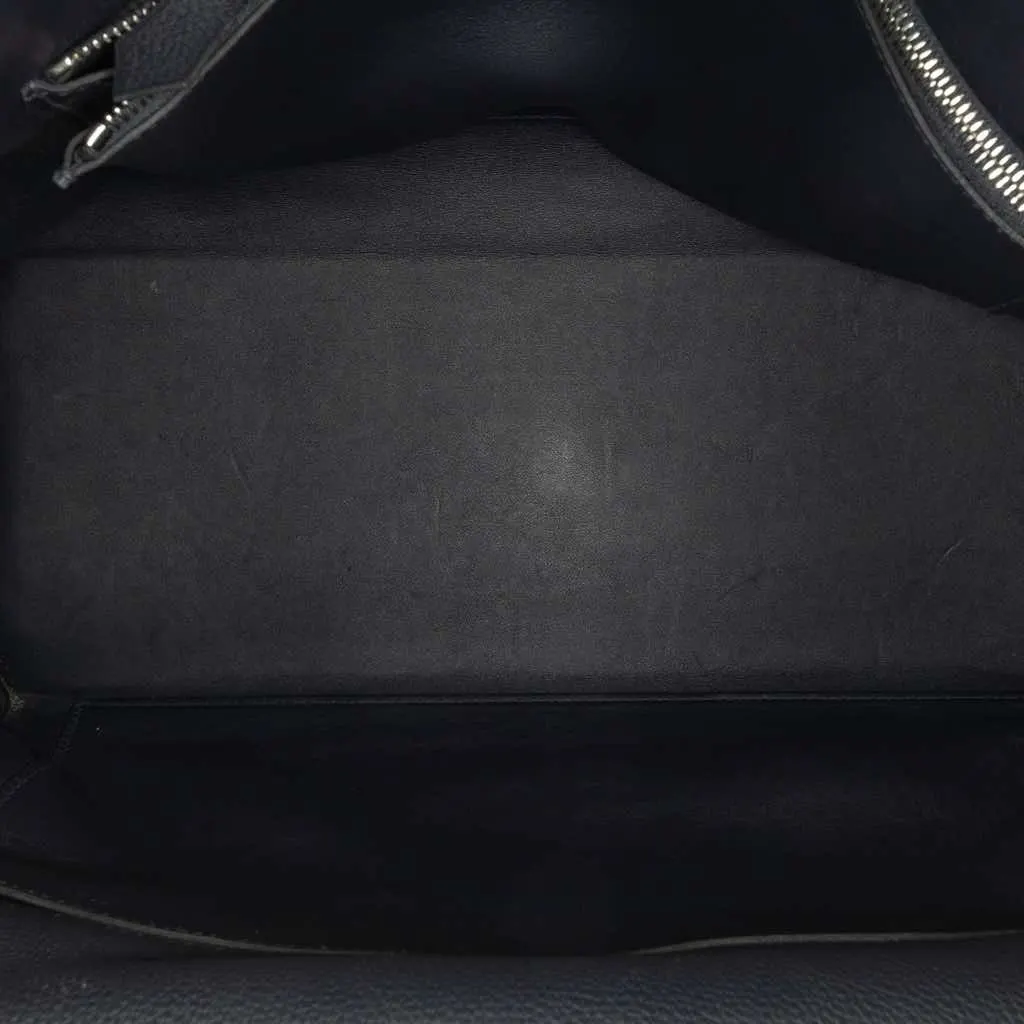 Hermès Togo Maxi Kelly 42 Black Leather Good - Model View