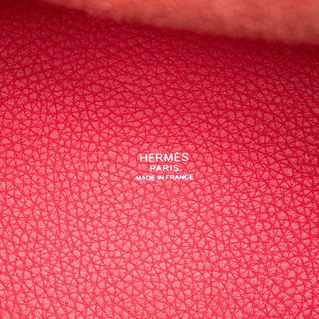 Hermès Clemence Picotin Lock 18 - Side view