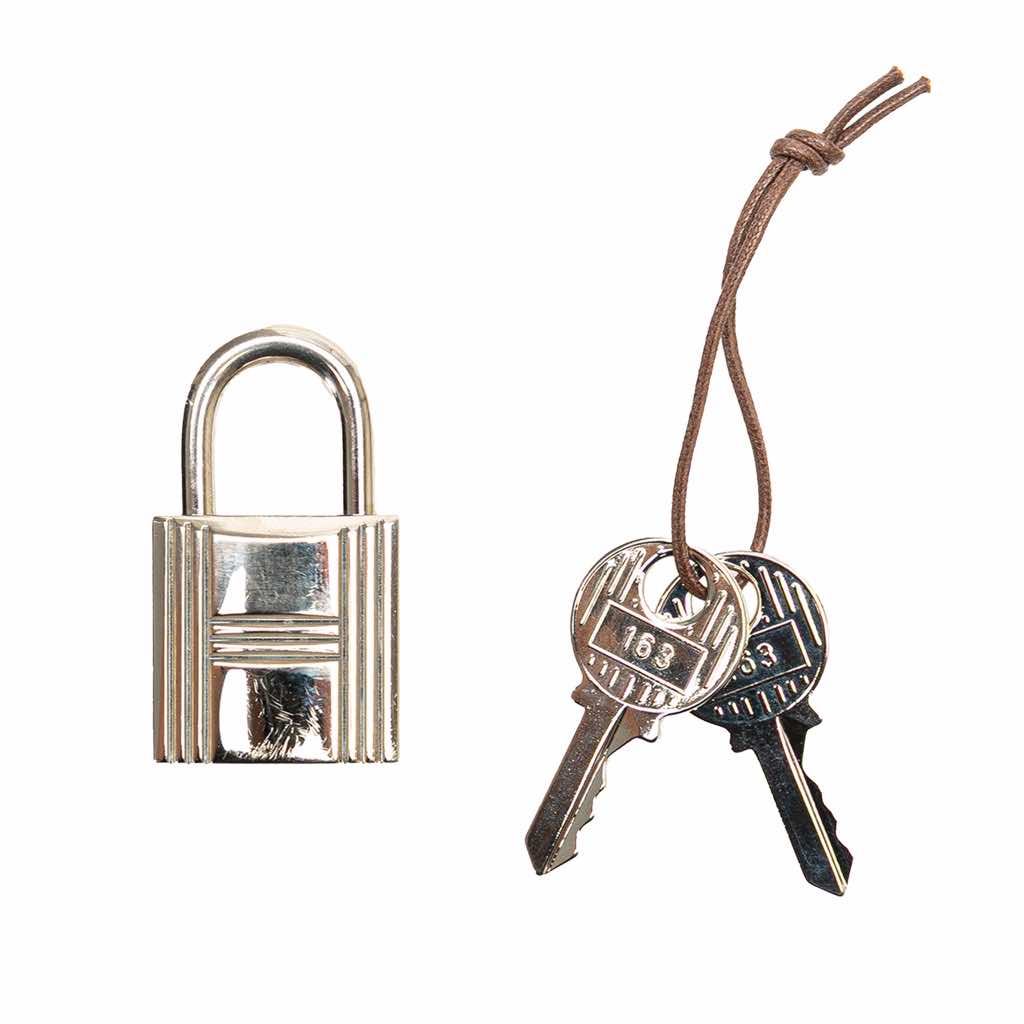 Hermès Feutre and Swift Picotin Lock 18 - Image 11