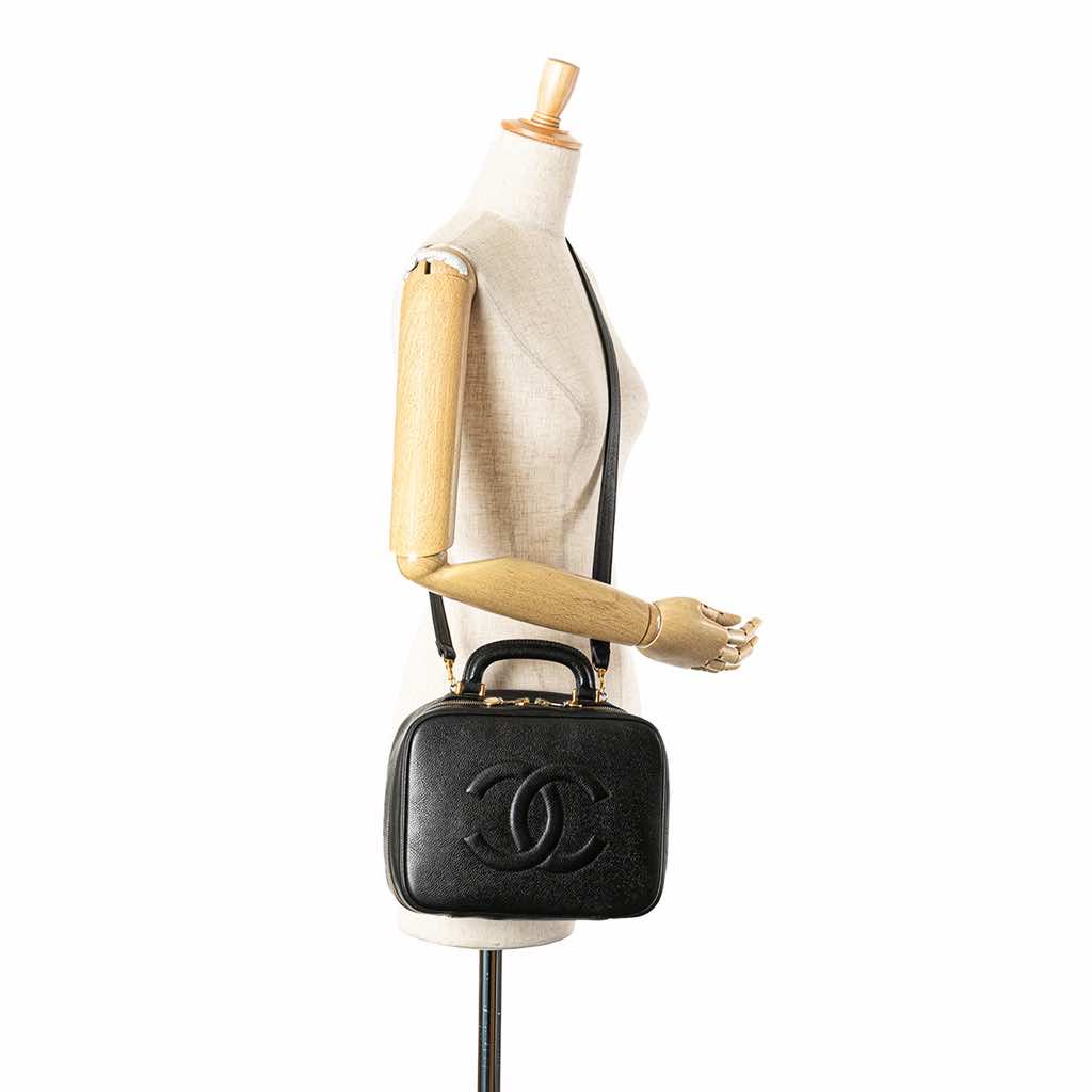 Chanel CC Caviar Vanity Case - Image 17