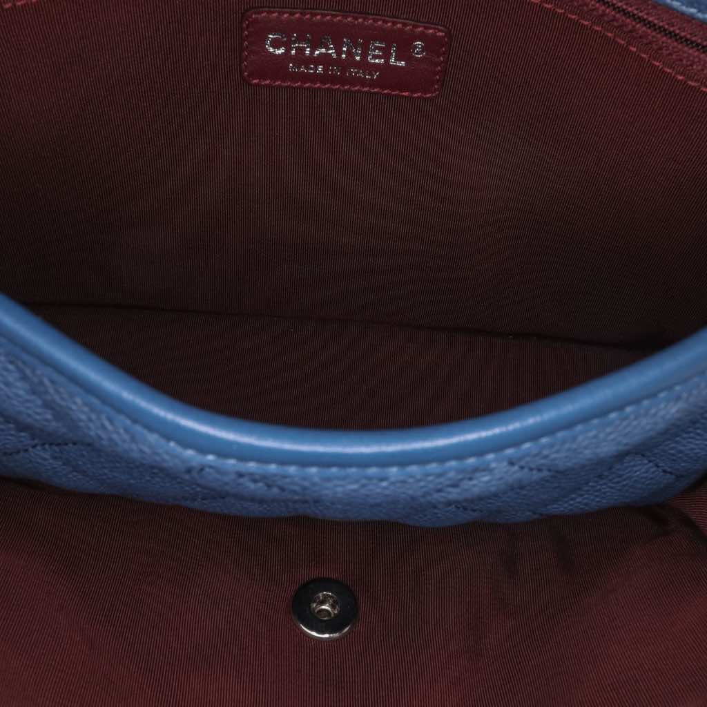 Chanel Medium Caviar French Riviera Flap - Detail 1