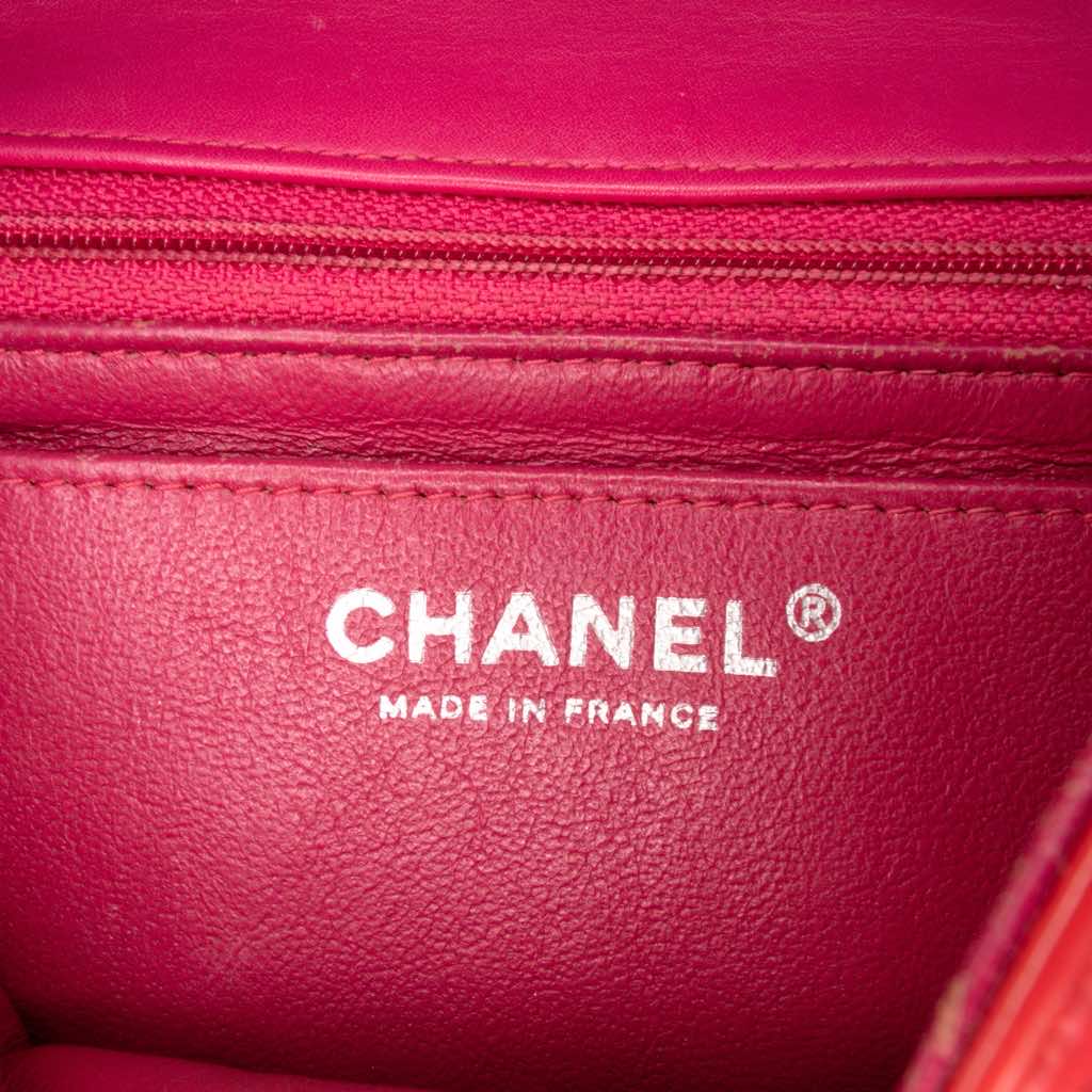 Chanel Mini Square Classic Patent Single Flap - Side view