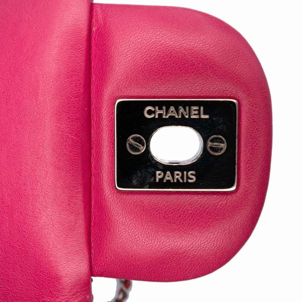 Chanel Mini Square Classic Patent Single Flap - Detail 2