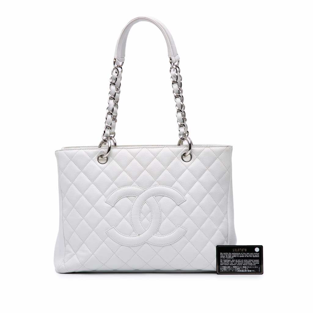 Chanel Caviar Grand Shopping Tote - Image 15
