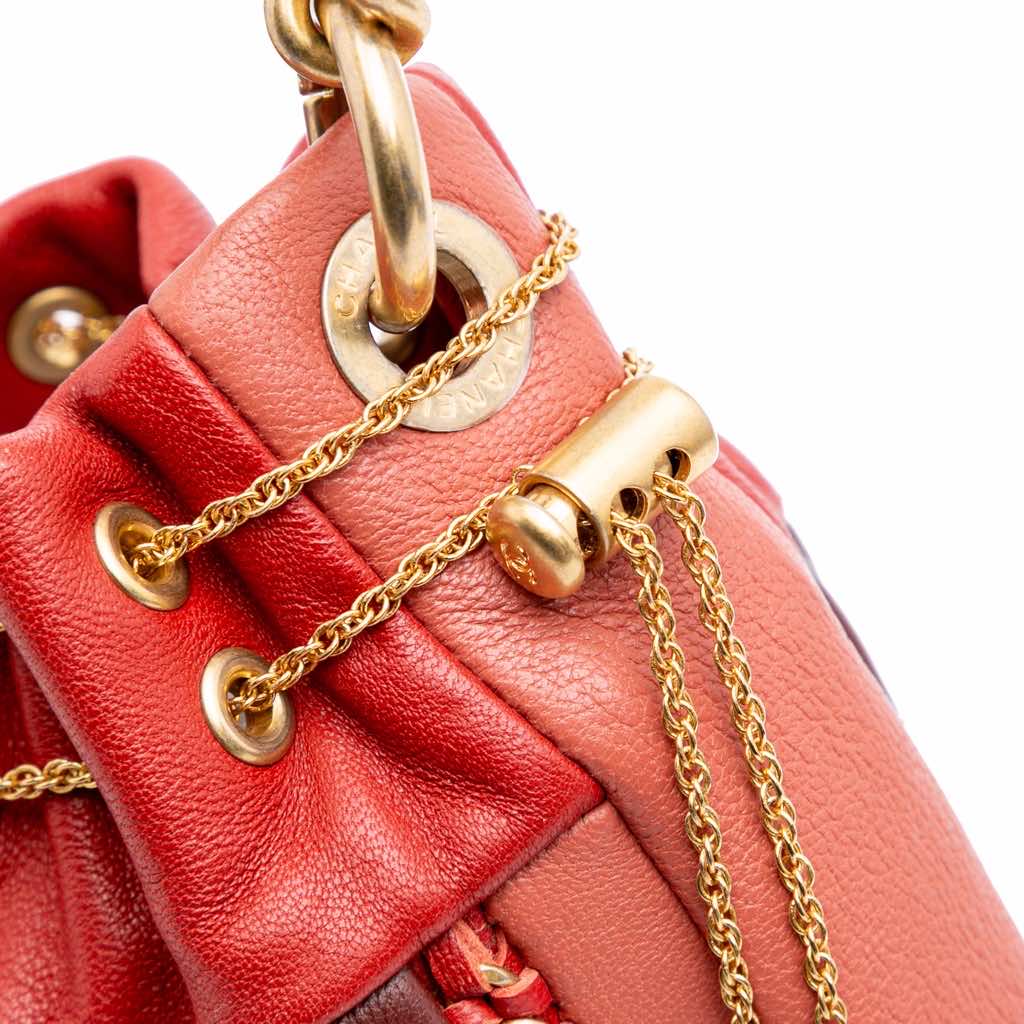 Chanel CC Quilted Calfskin Drawstring Bucket Bag - Detail 2