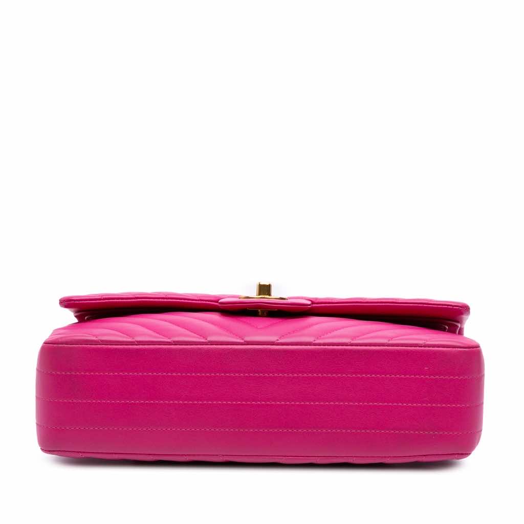 Chanel Medium Classic Chevron Lambskin Double Flap - Image 6