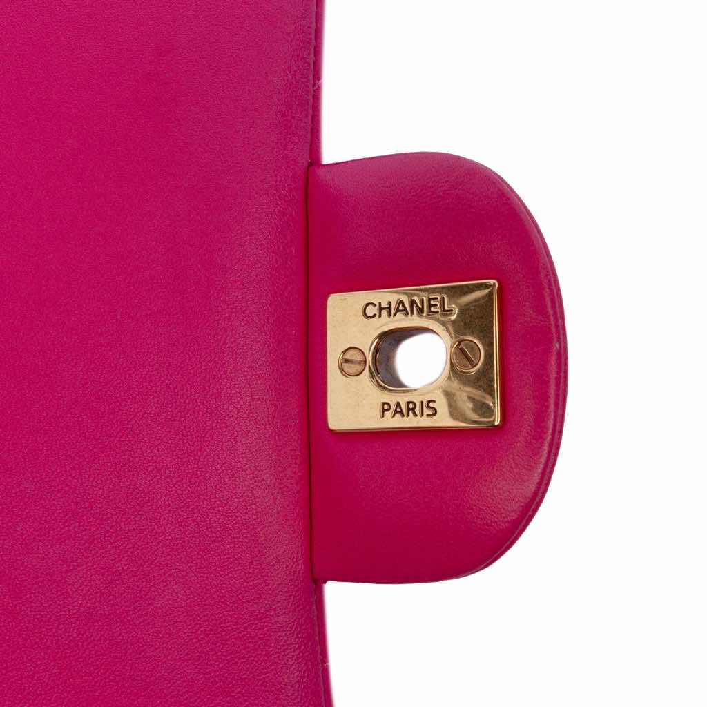 Chanel Medium Classic Chevron Lambskin Double Flap - Image 10