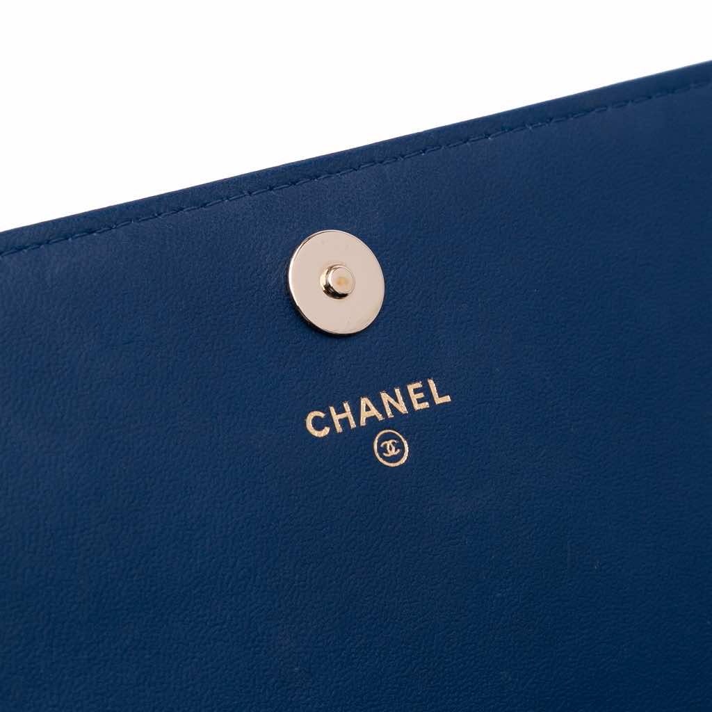 Chanel Quilted Lambskin Square Wallet on Chain - Detail 2