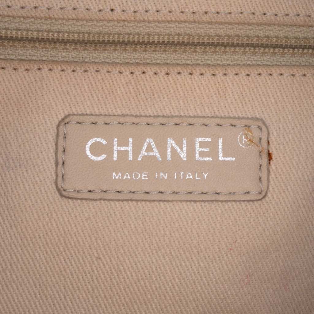 Chanel Medium Quilted Caviar CC Pocket Tote - 5