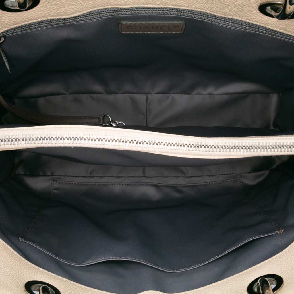 Chanel Caviar Grand Shopping Tote - 4