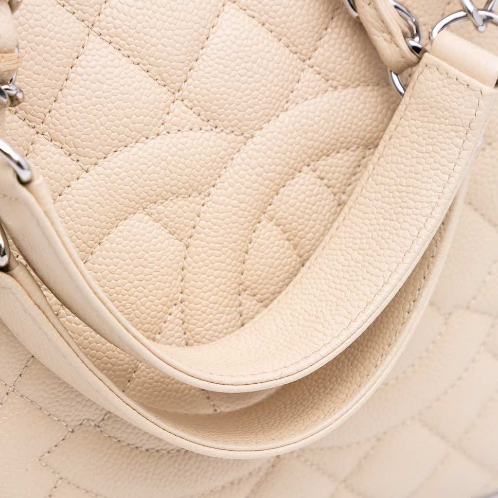 Chanel Caviar Grand Shopping Tote - Image 10