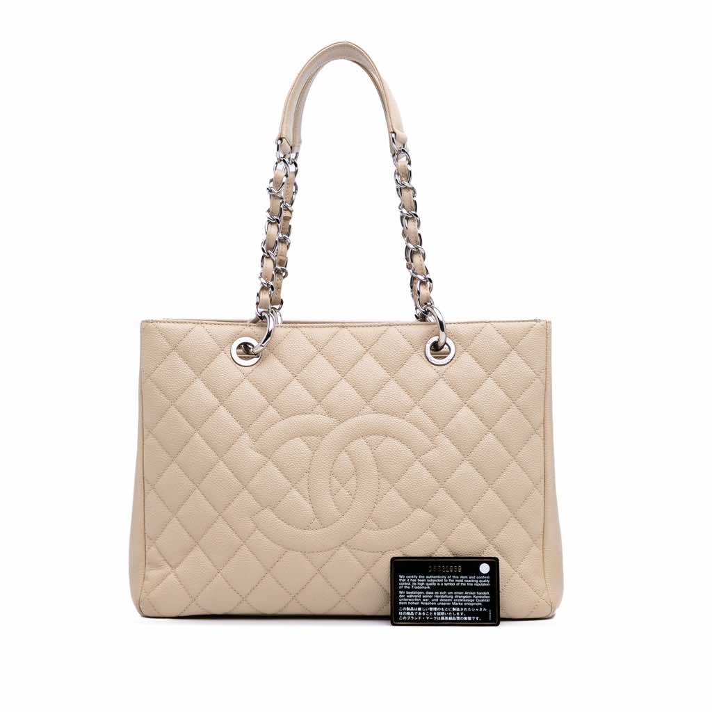Chanel Caviar Grand Shopping Tote - Image 12