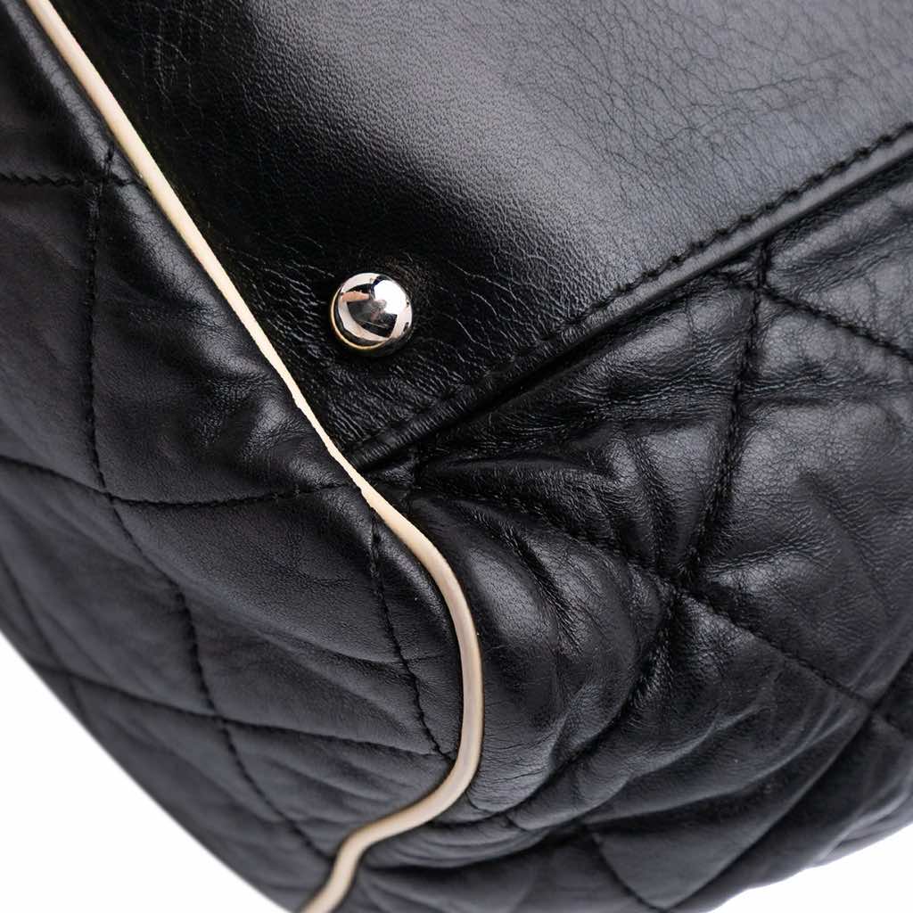Chanel Quilted Lambskin East West Accordion Flap - Detail 2