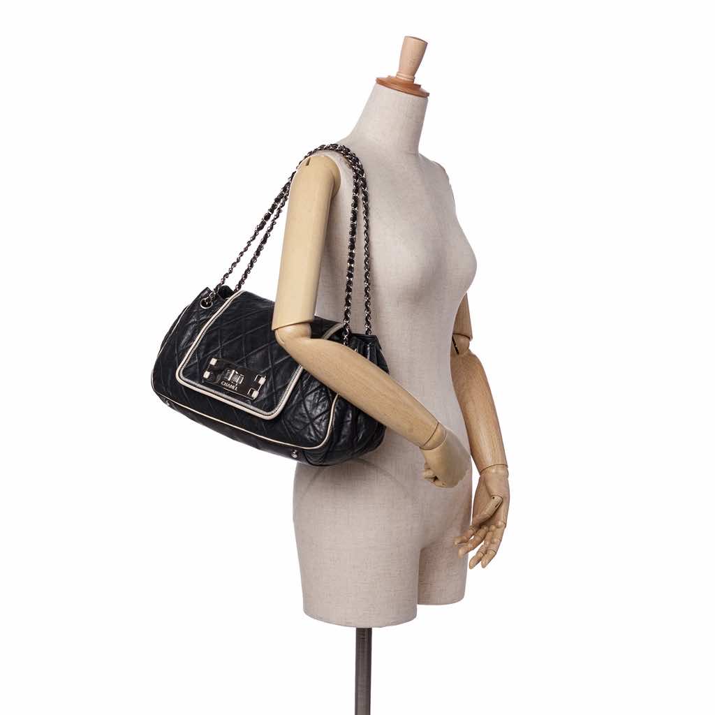 Chanel Quilted Lambskin East West Accordion Flap - Image 12