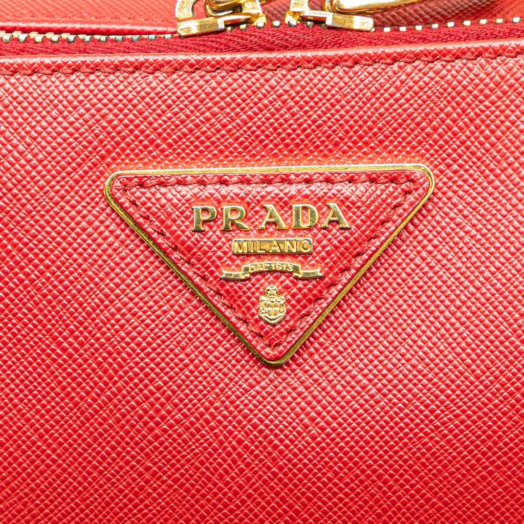 Prada Saffiano Double Zip Crossbody - Detail 2
