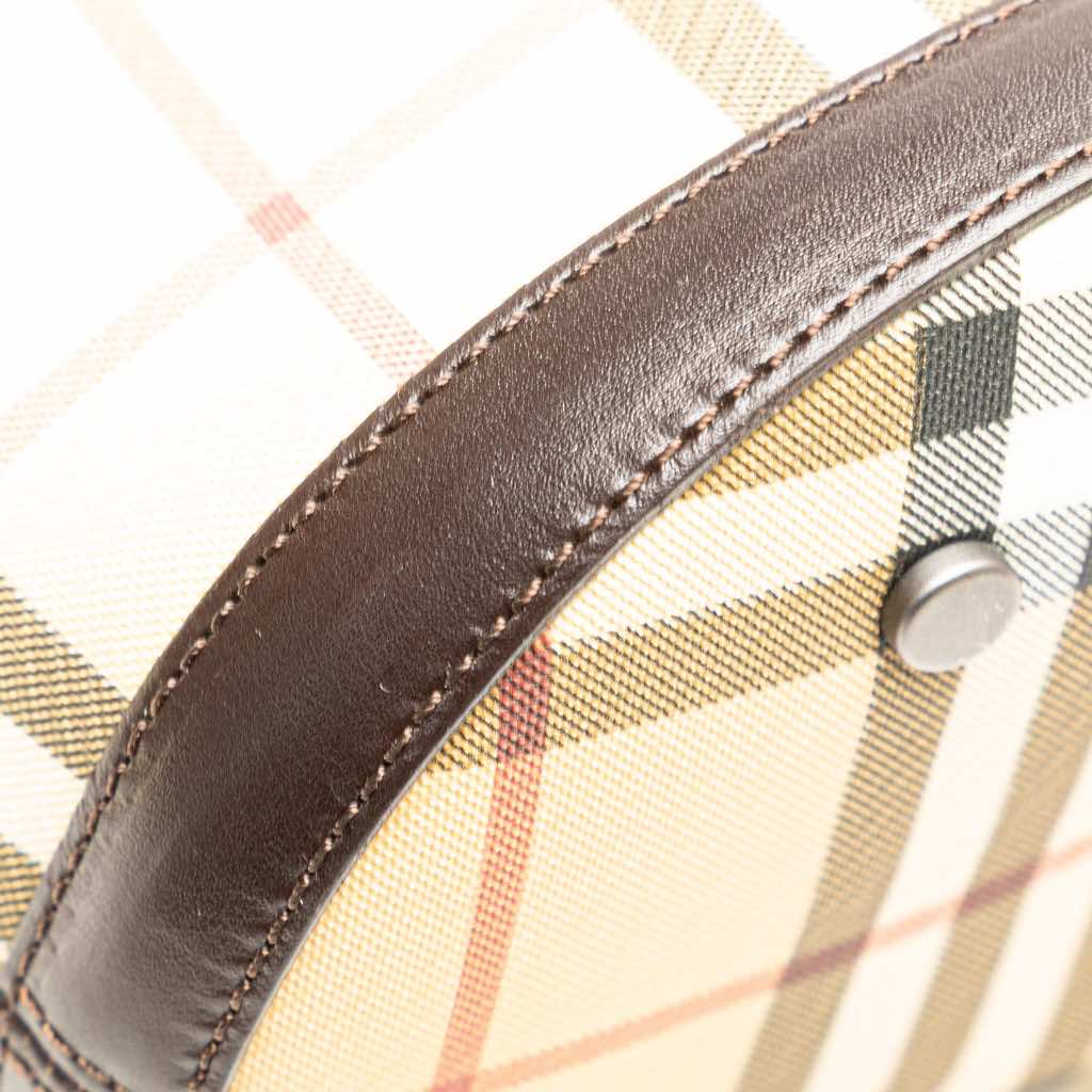 Burberry House Check Coated Canvas Bucket Bag - Image 13