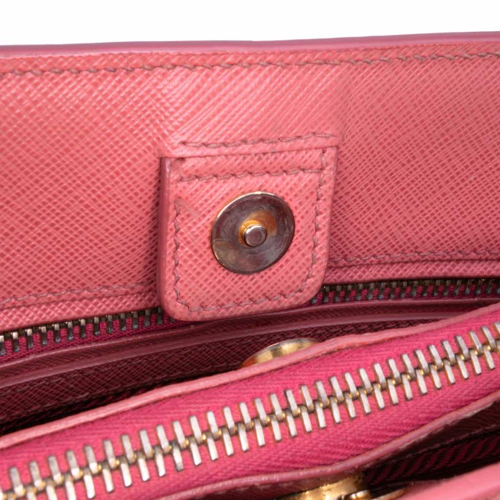Prada Medium Saffiano Lux Galleria Satchel - Detail 2