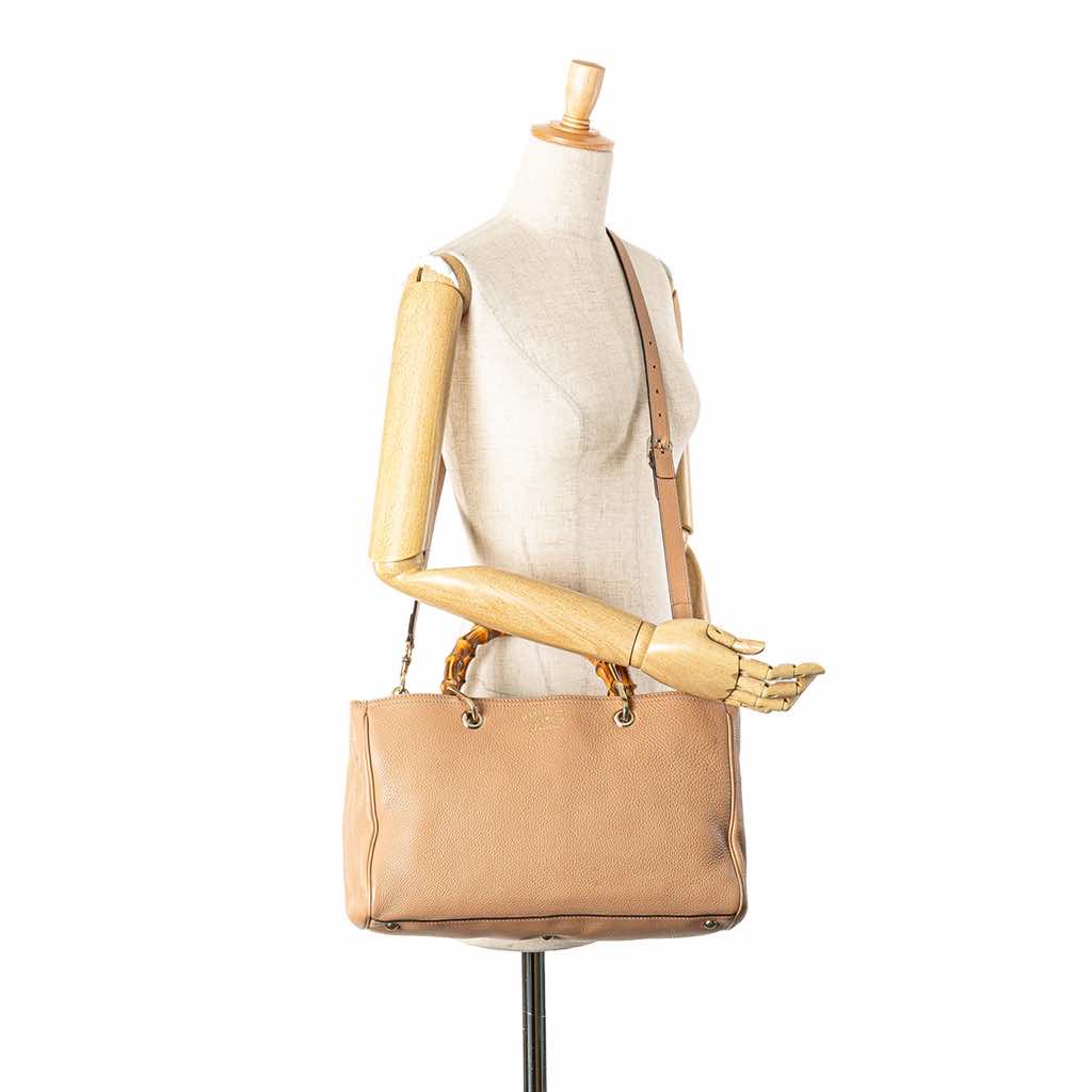 Gucci Medium Calfskin Bamboo Shopper Satchel - Image 13