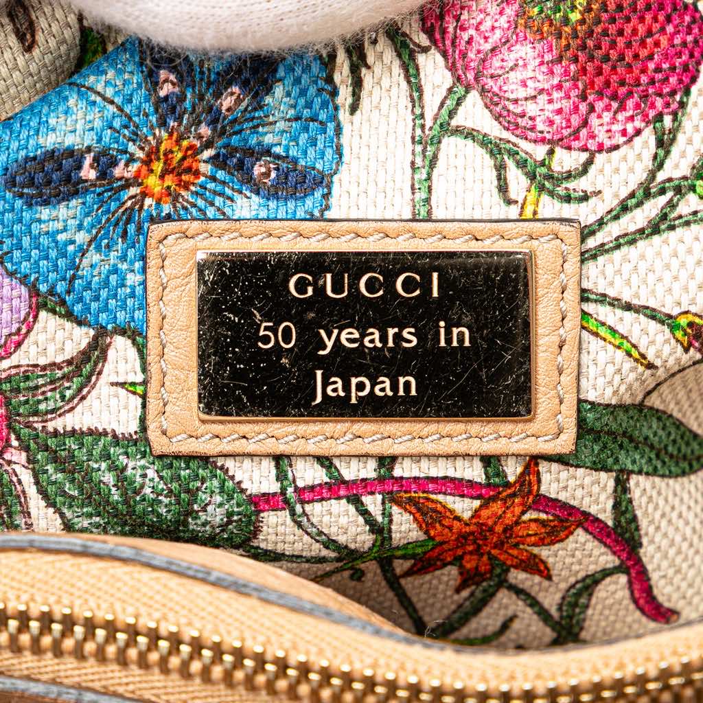 Gucci Medium Calfskin Bamboo Shopper Satchel - Image 10