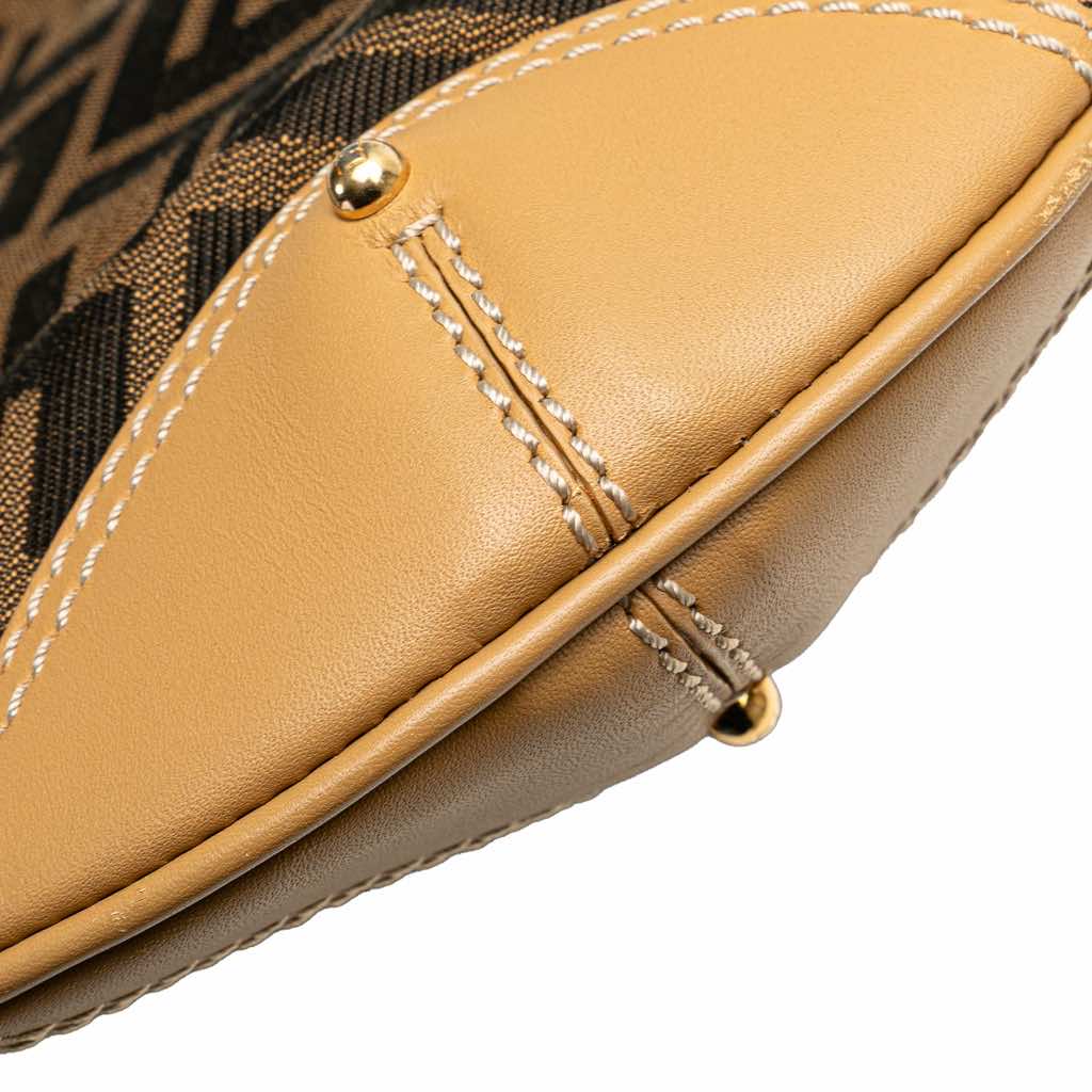 Fendi Zucca Canvas Hobo - Image 10
