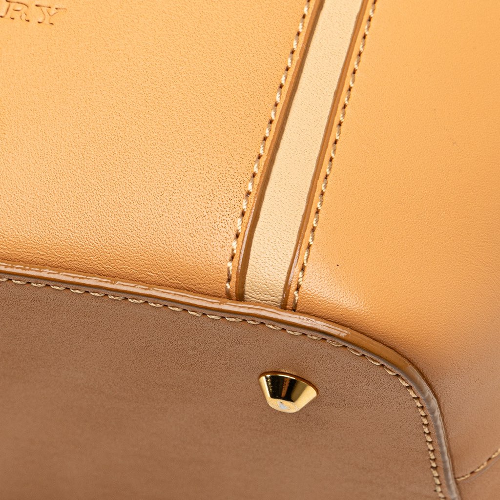 Burberry Leather Tote - Image 11