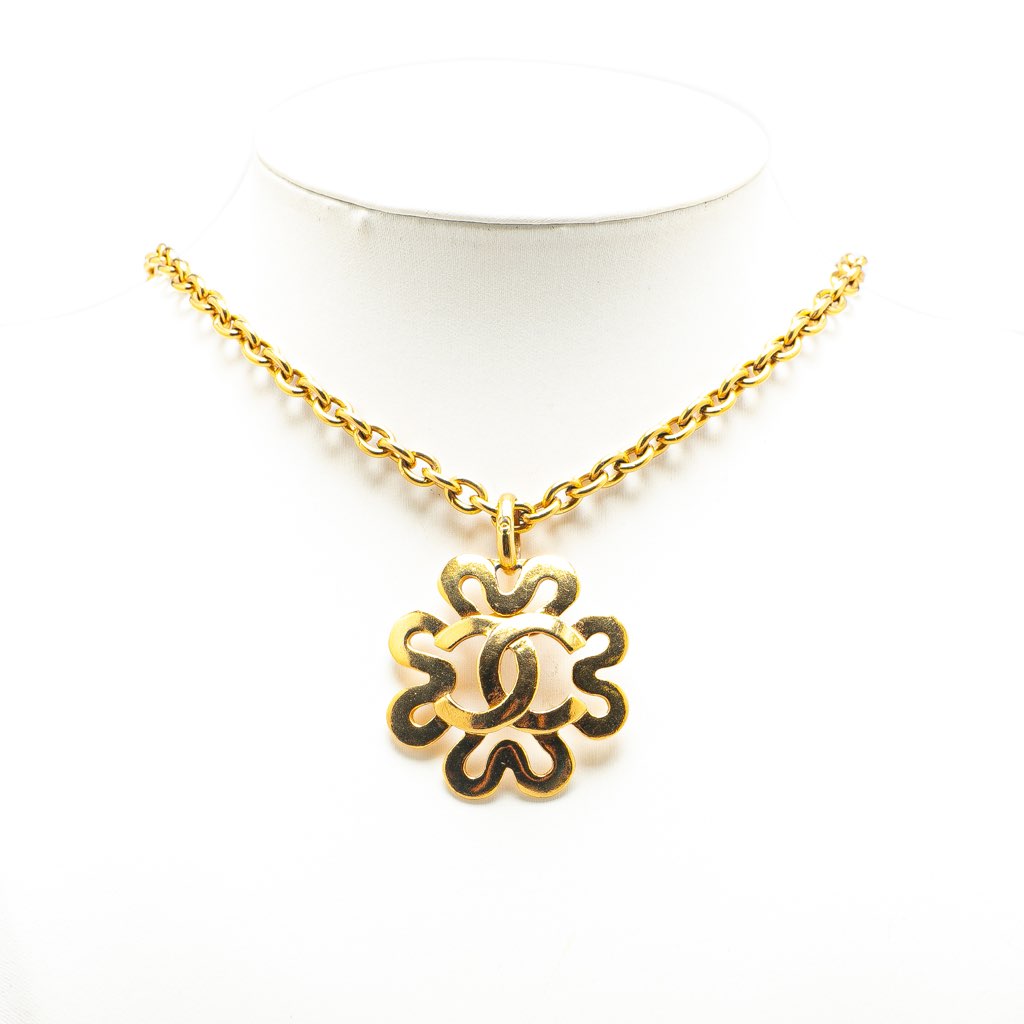 Chanel Gold Plated CC Flower Pendant Necklace - 4