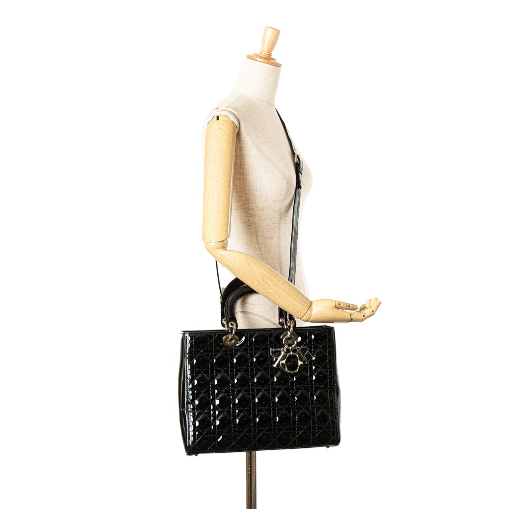 Dior Large Patent Cannage Lady Dior - Image 13