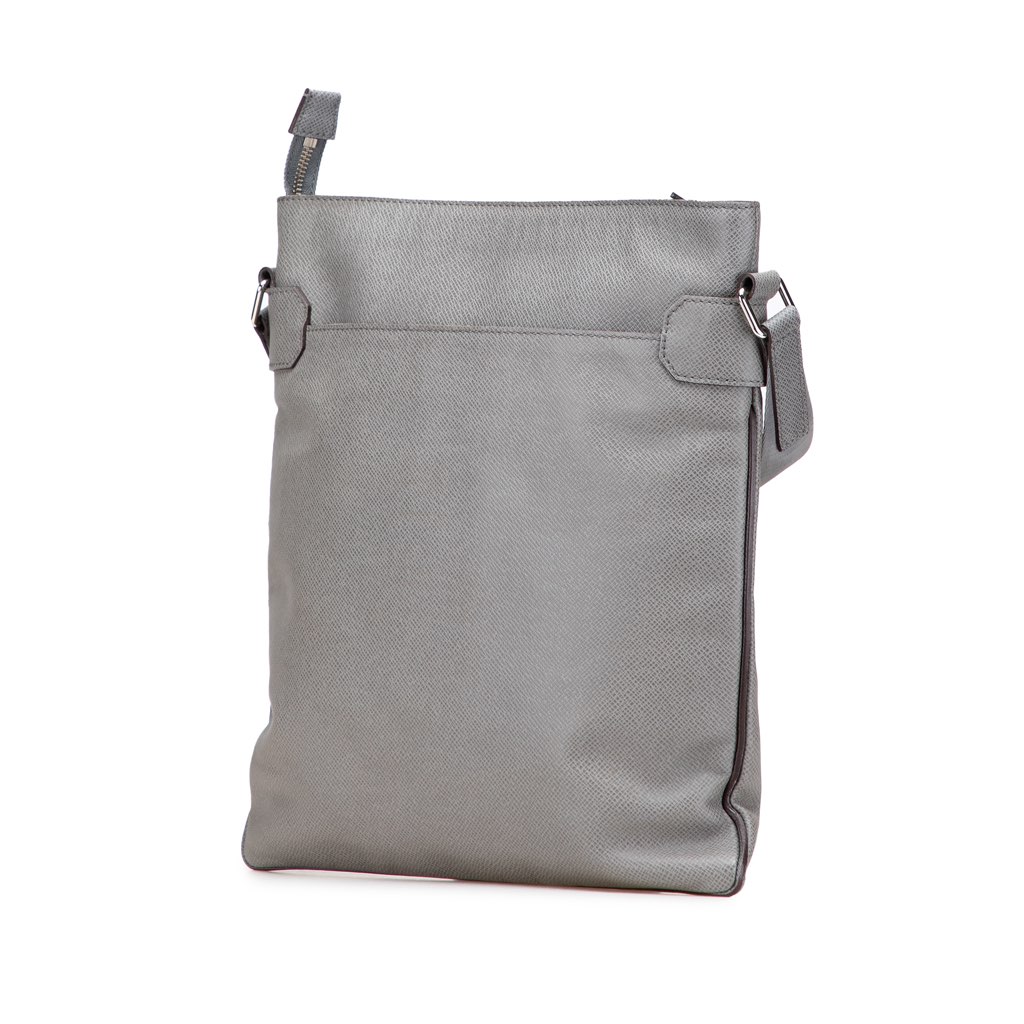 Louis Vuitton Taiga Sasha - 2