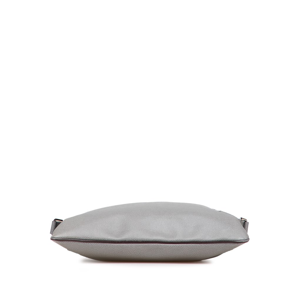 Louis Vuitton Taiga Sasha - 3