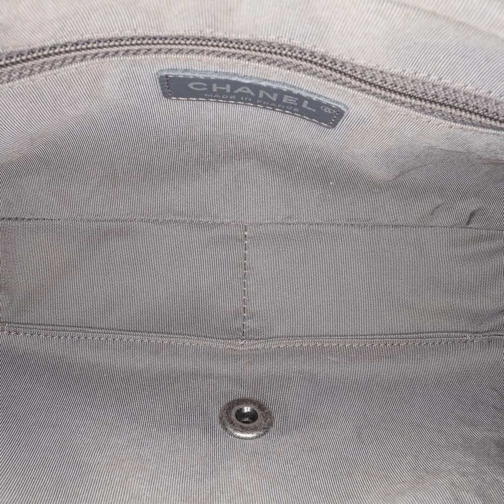 Chanel Medium Metallic Quilted Caviar Casual Rock Flap - 4