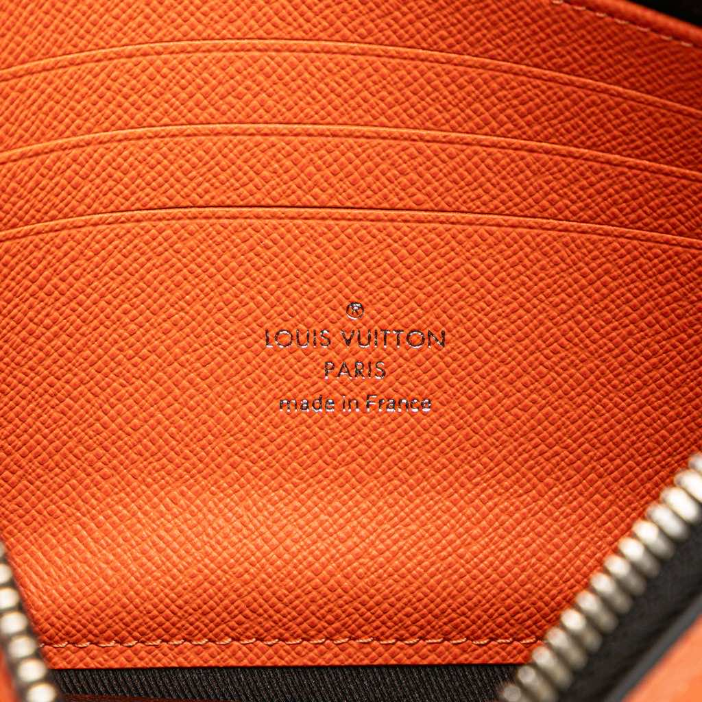 Louis Vuitton Monogram Taigarama Pochette Discovery PM - 5