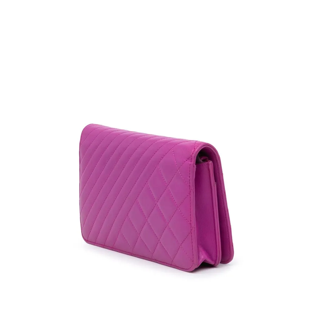 Chanel Lambskin Coco Boy Wallet On Chain Purple Leather Very good - Back View