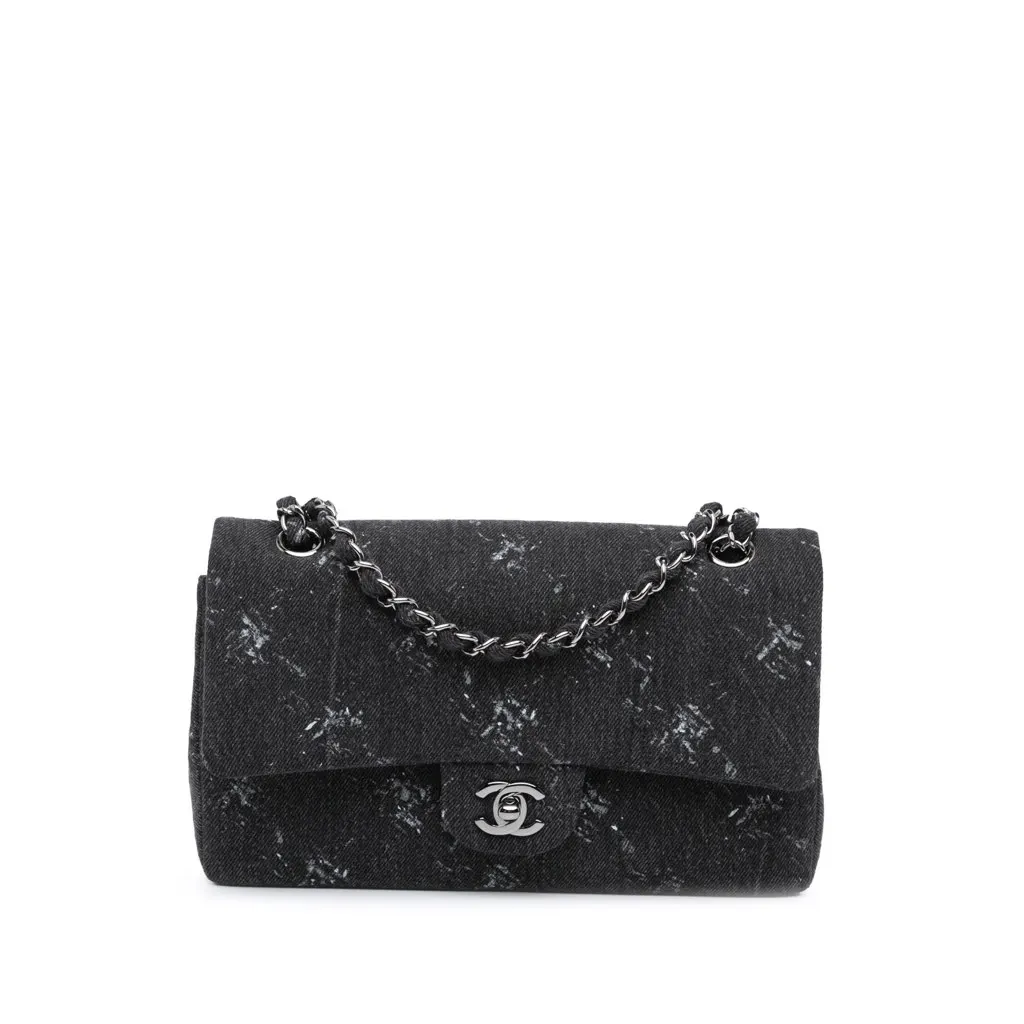 Chanel Medium Denim Double Flap Black Denim Very good - Front View