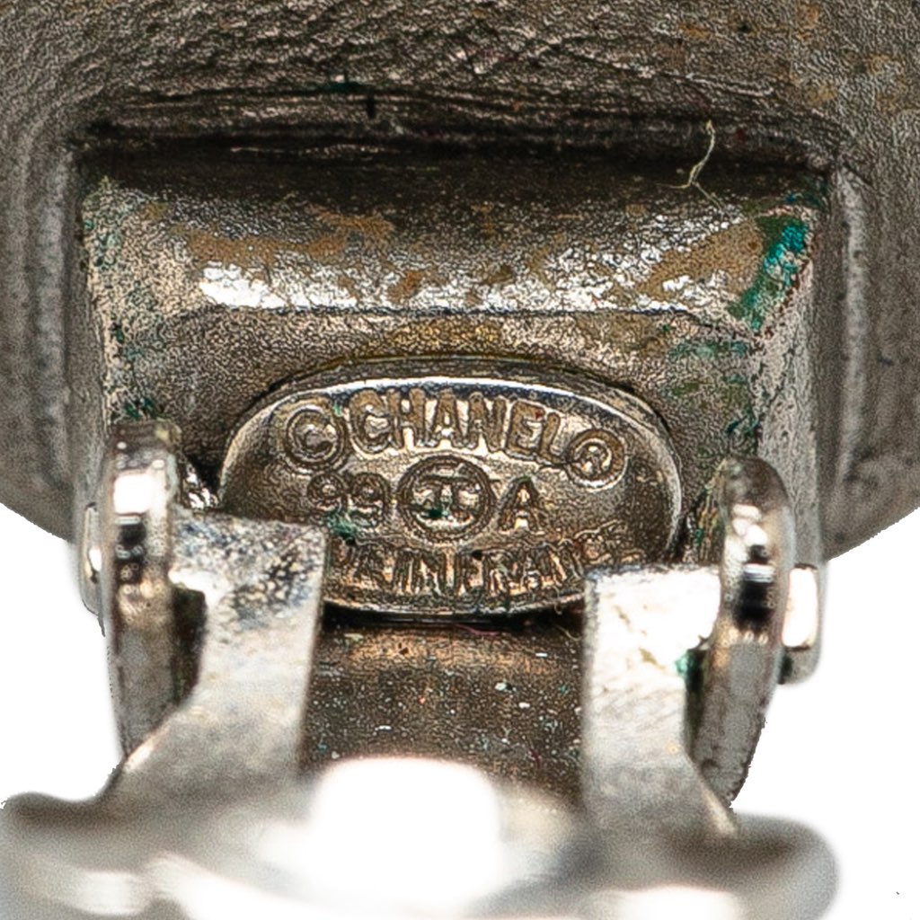 Chanel Silver CC Logo Clip On Earrings - 3