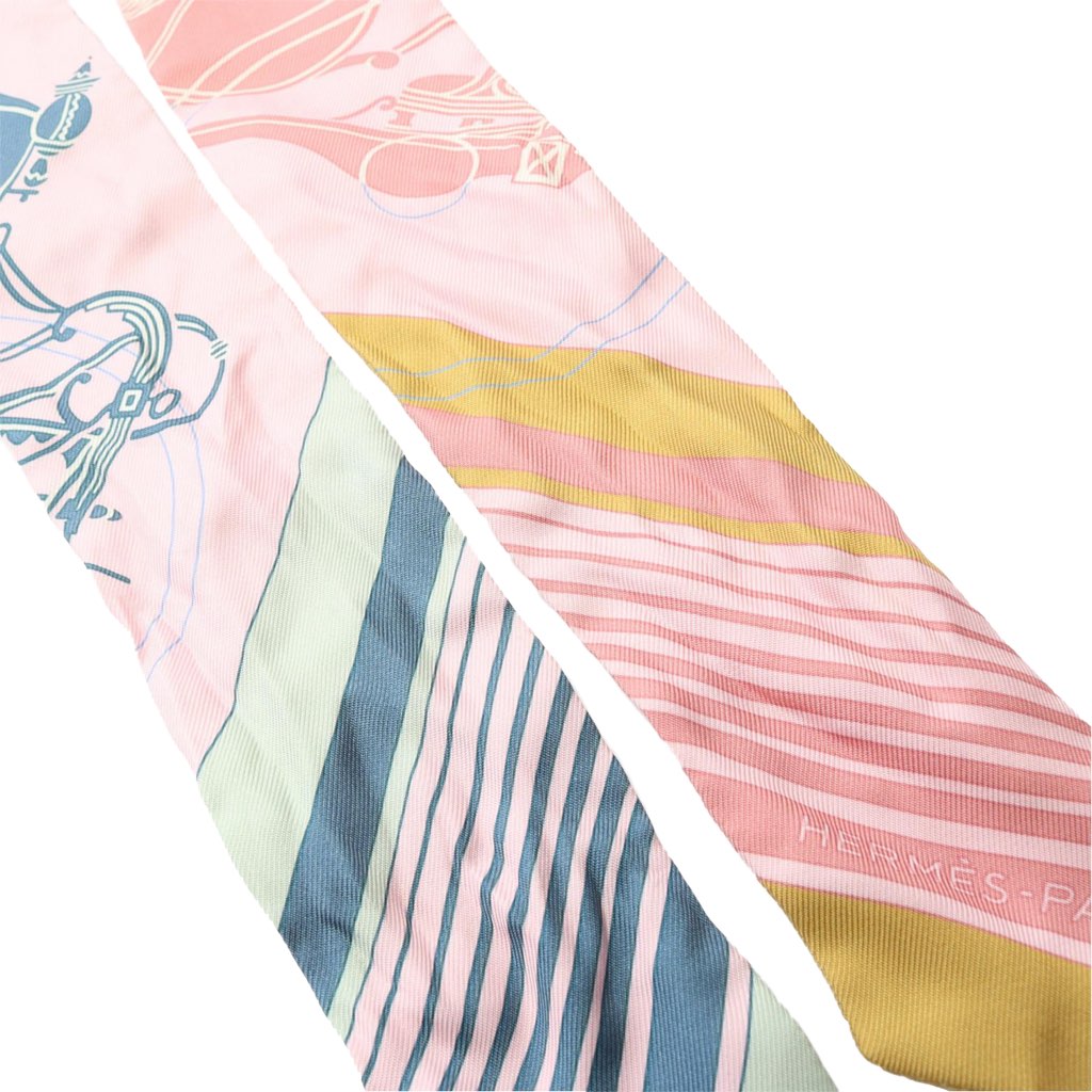 Hermès Ex Libris Silk Twilly Scarf - Detail 1